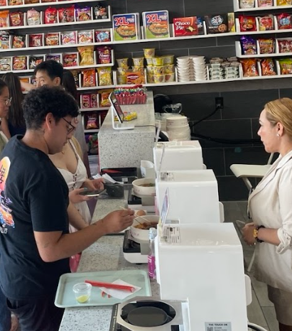 inside hangang ramen 